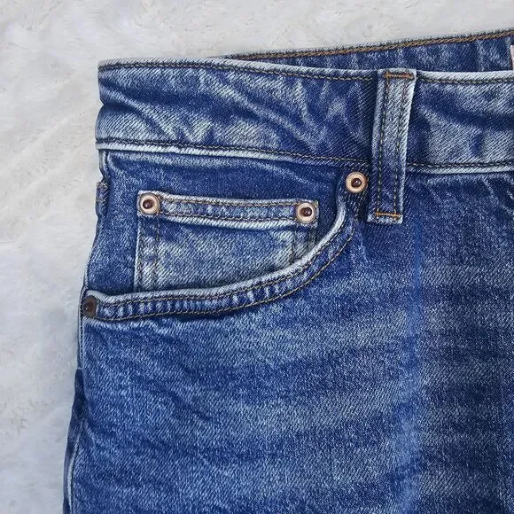 SO High Rise Slim Straight Jeans Medium Wash Women's Size 5 - Picture 4 of 16